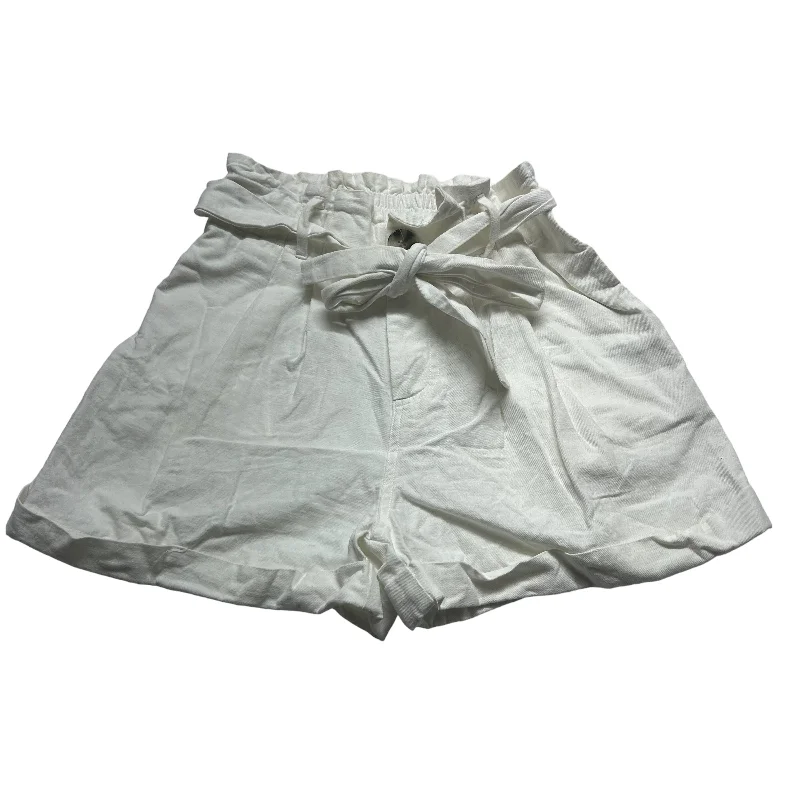 White Shorts Good Luck Gem, Size M