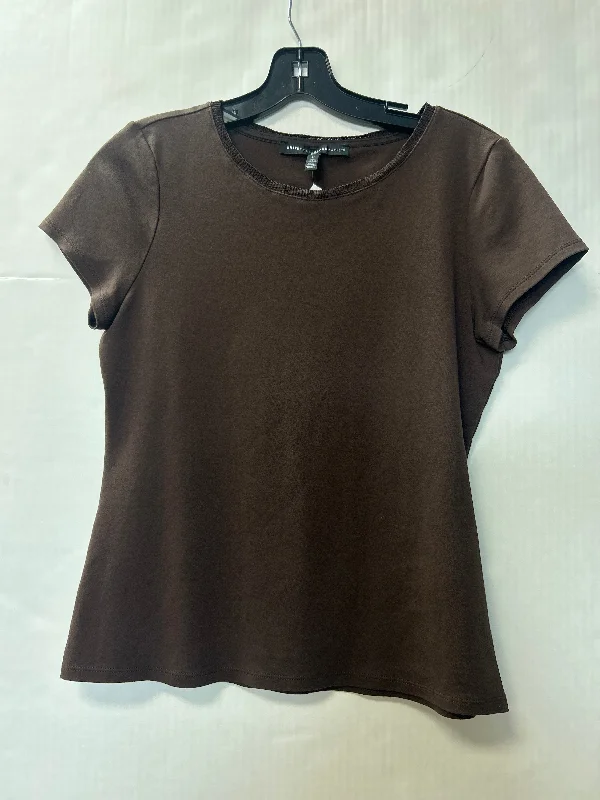 Top Short Sleeve By White House Black Market In Brown, Size: M Sharp Men's Italian