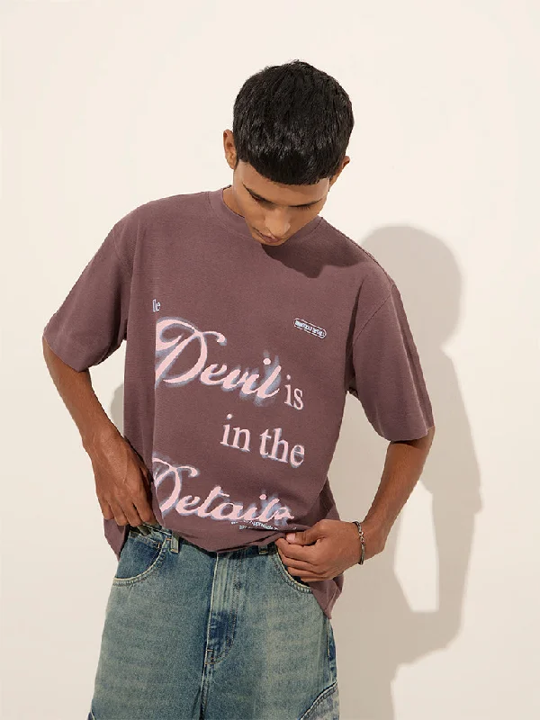 Nuon Mauve Text Printed Relaxed-Fit Cotton T-Shirt