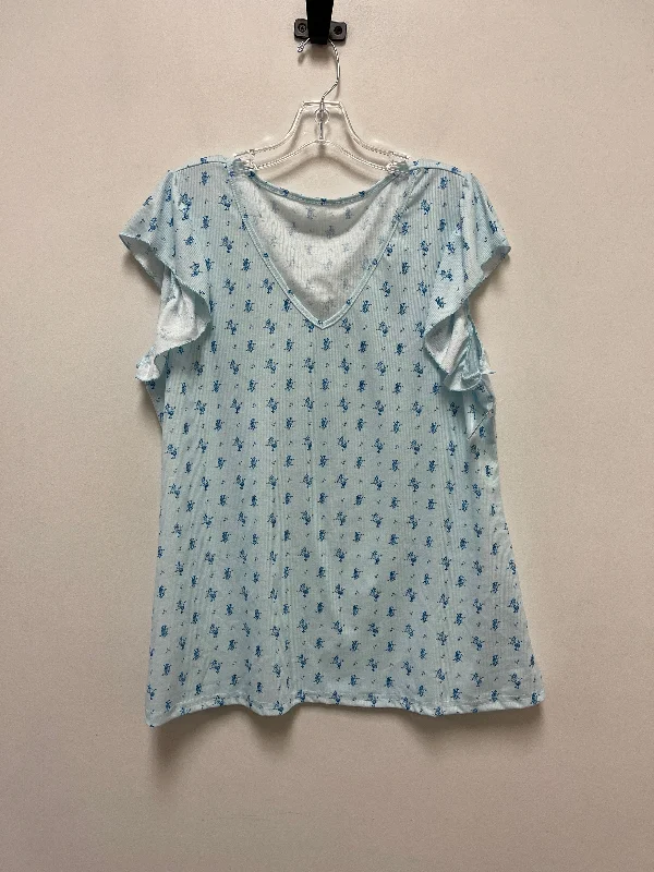 Top Short Sleeve By Shein In Blue, Size: 3x Laid