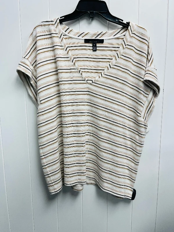 Top Short Sleeve By White House Black Market In Tan, Size: Xl Adventure