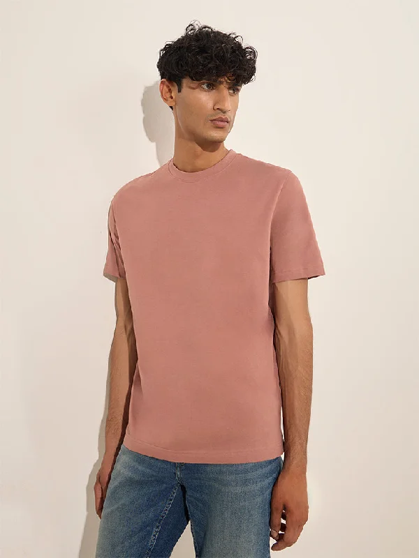 WES Casuals Dusty Pink Solid Slim-Fit Cotton T-Shirt