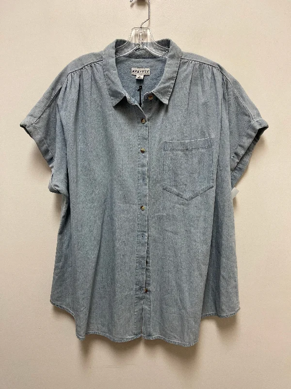 Top Short Sleeve By Ava & Viv In Blue Denim, Size: 2x Vacation